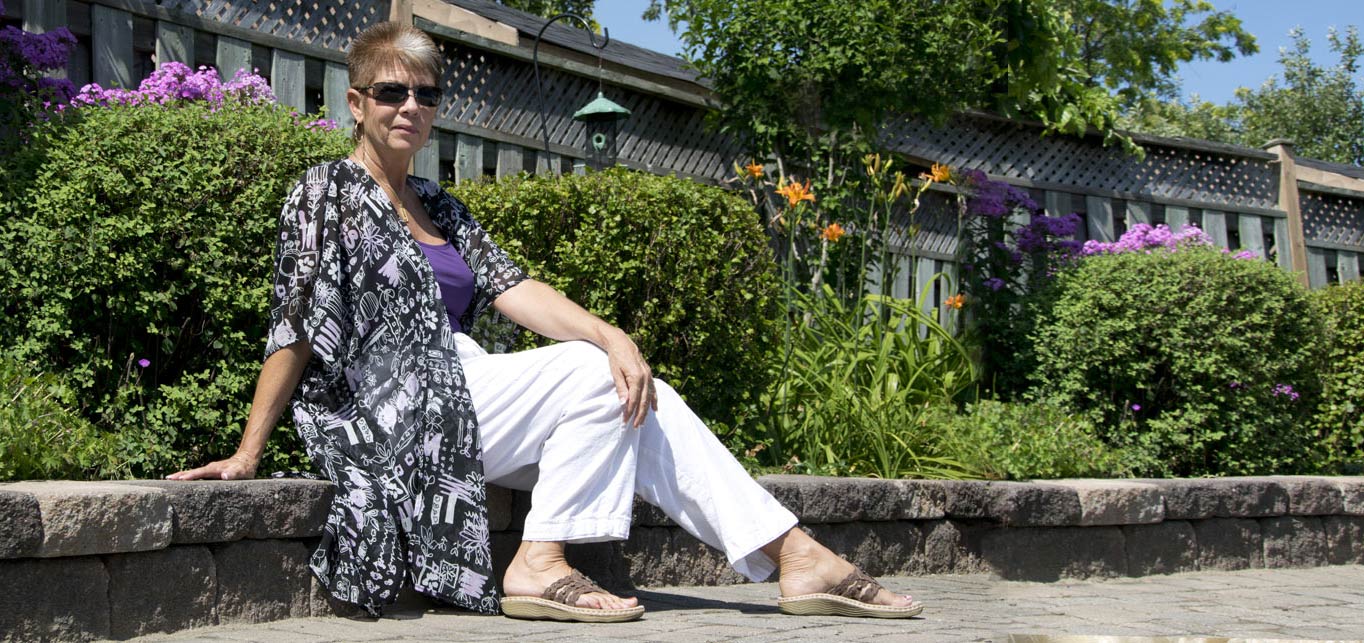 Kaftan Beach Black white purple